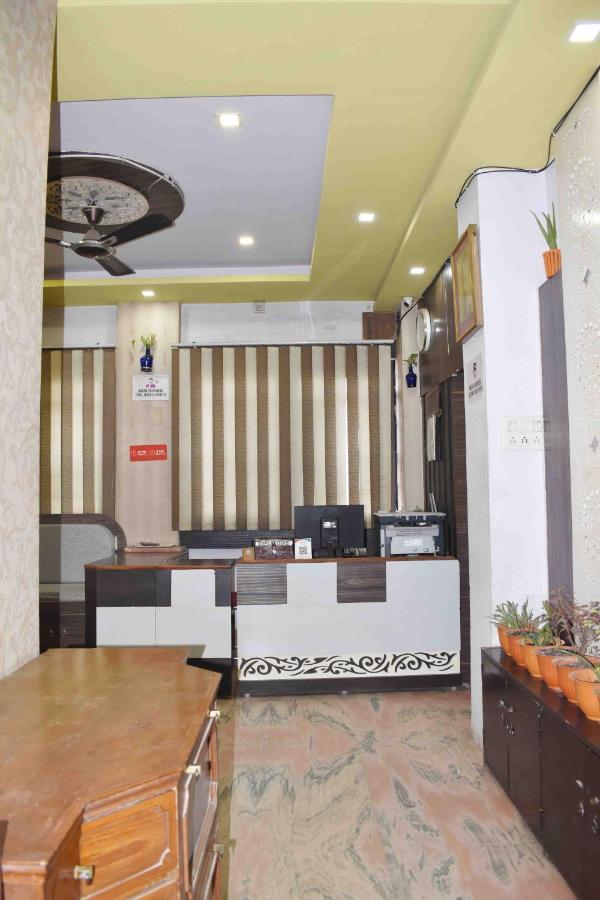 Hotel Mrk Bénarès Extérieur photo