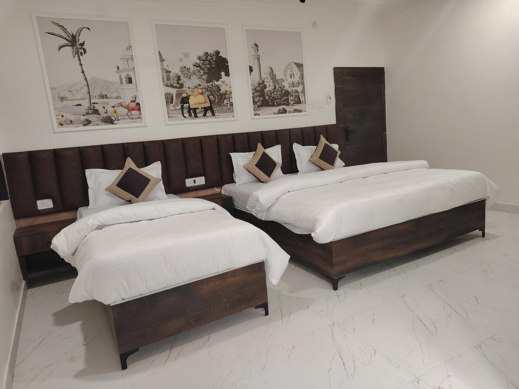 Hotel Mrk Bénarès Extérieur photo