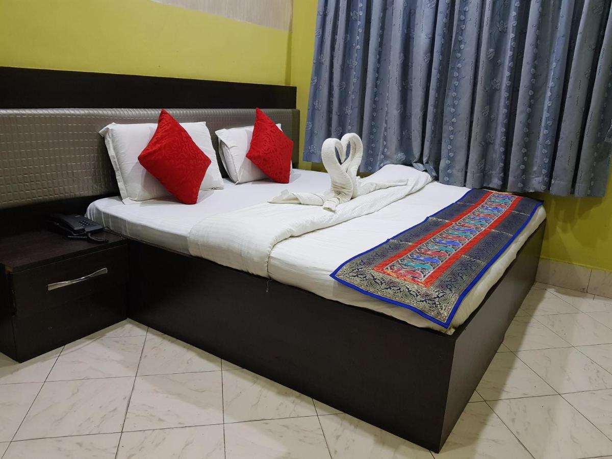 Hotel Mrk Bénarès Extérieur photo